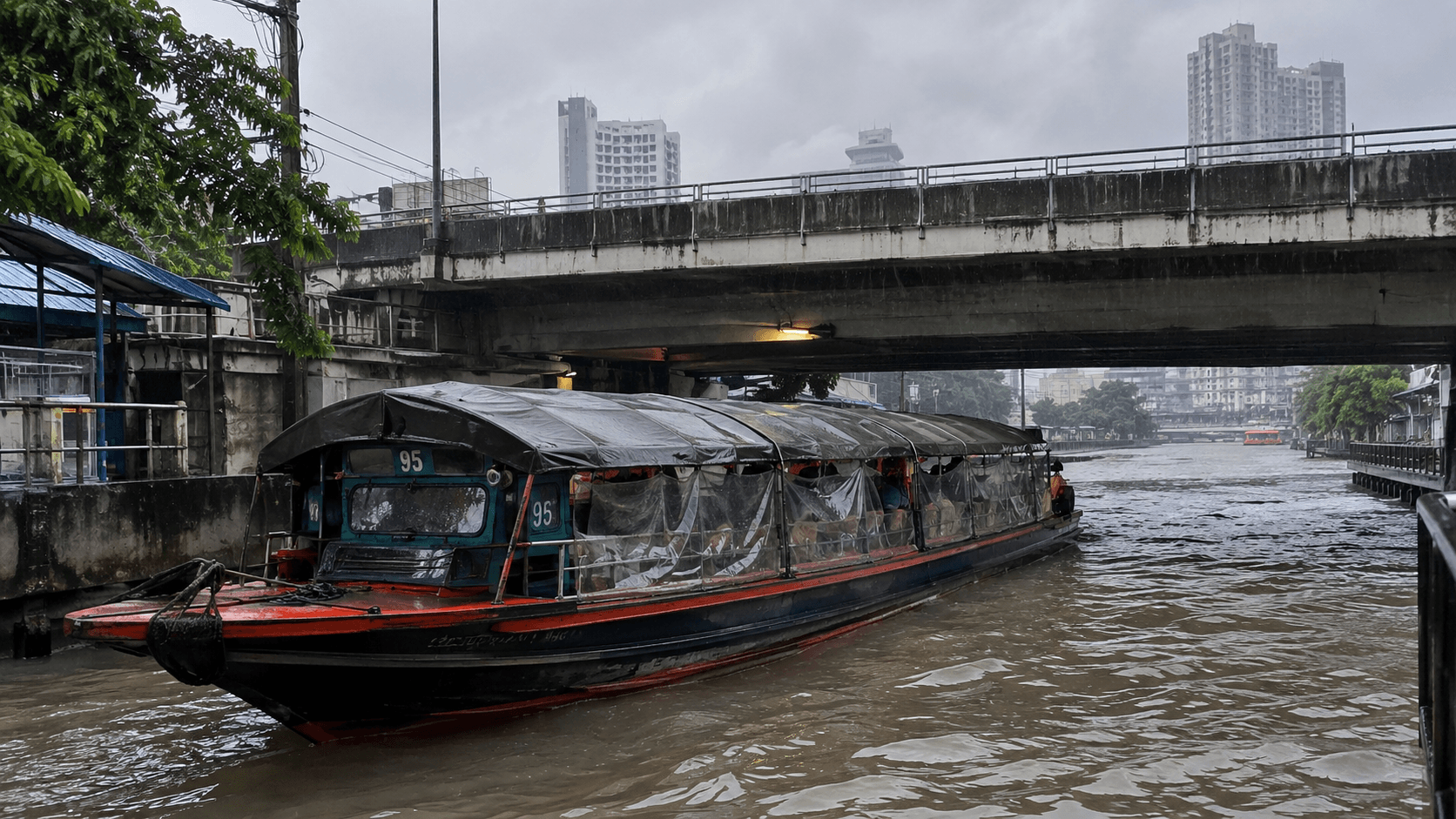 ด่วน! เรือคลองแสนแสบหยุดวิ่งชั่วคราว