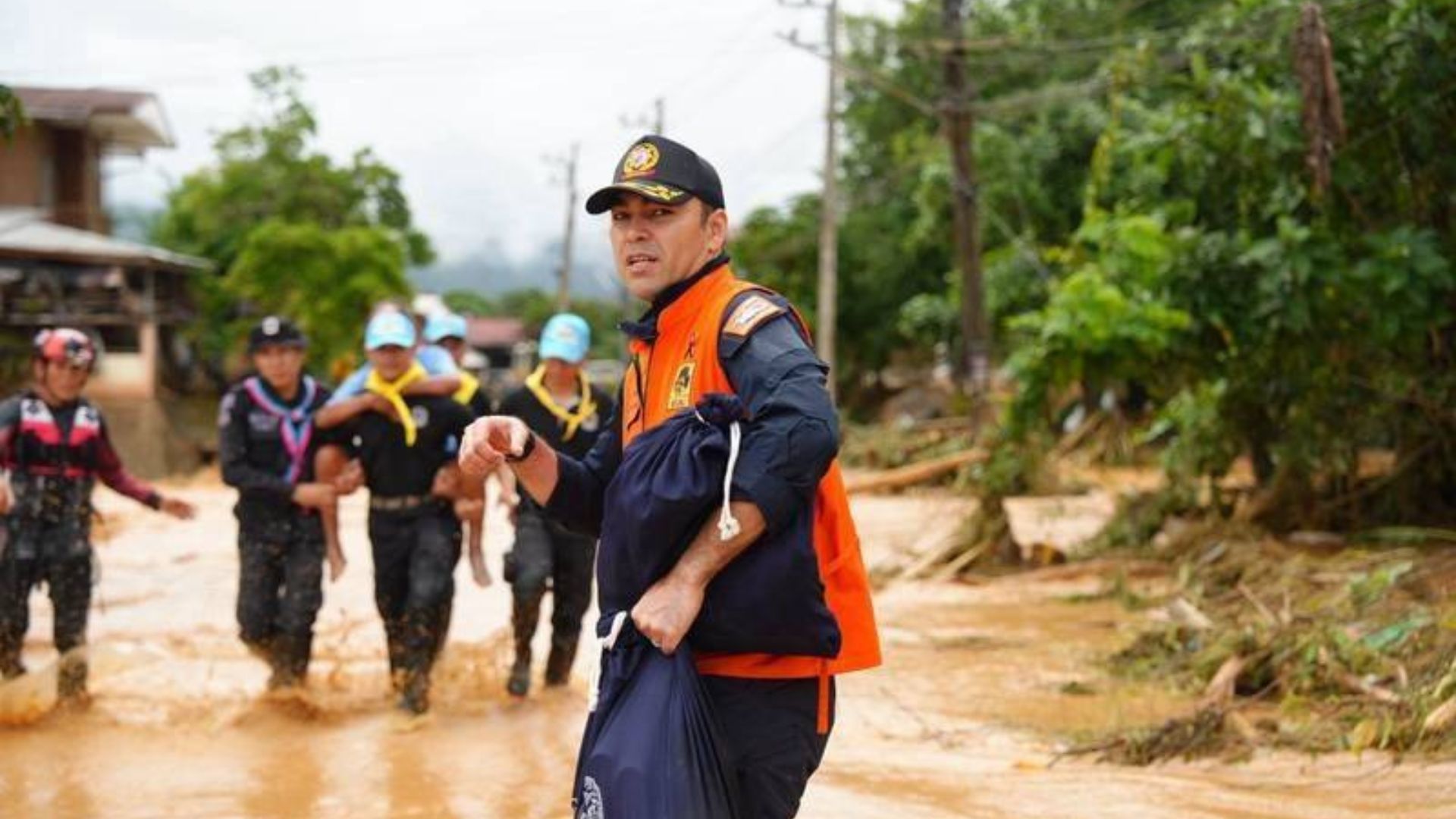 ‘เจเศรษฐ์’ แจงปมน้ำล้อม 7 วัน ยืนยัน ‘แฟลตคลองจั่น’ ได้เงินเยียวยาแน่นอน